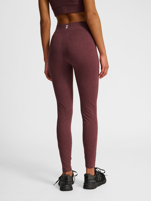 hmlPULSE LOGO MW TIGHTS, FUDGE MELANGE, model