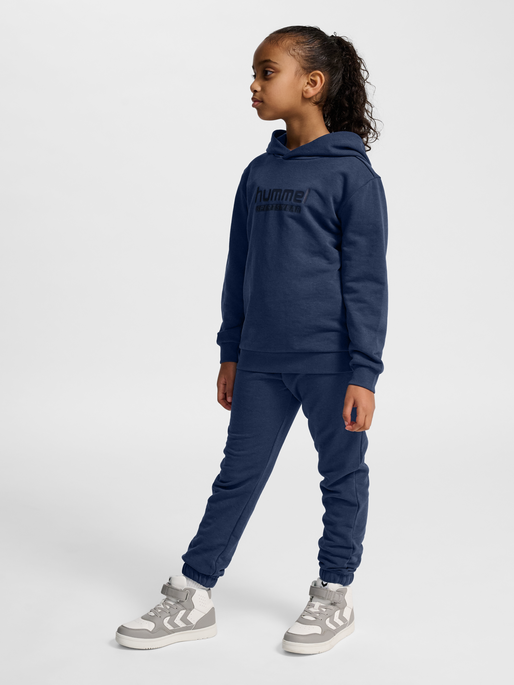 hmlJR BASE HOODIE, DRESS BLUES, model