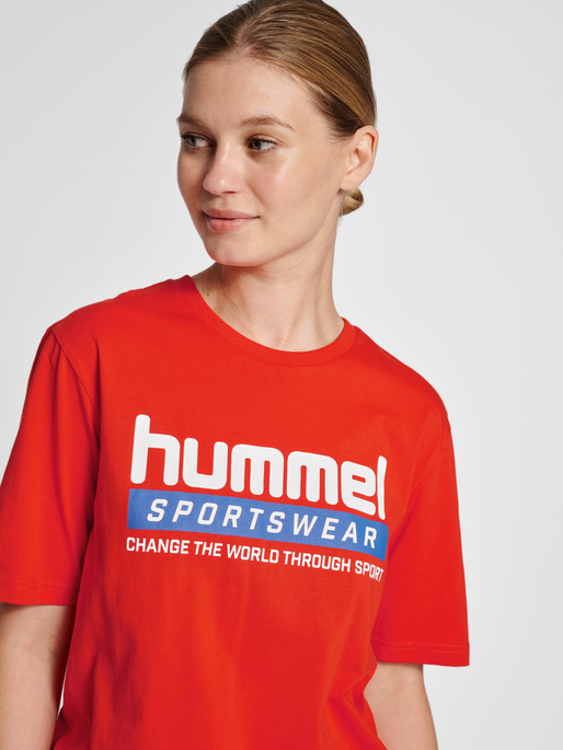 hmlLGC CARSON T-SHIRT, ORANGE.COM, model