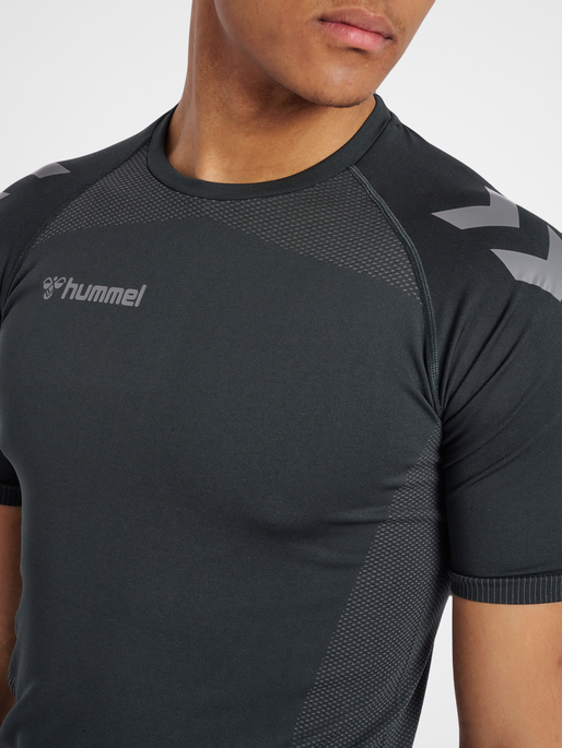 hmlAUTHENTIC PRO SEAMLESS JERS S/S, ANTHRACITE, model