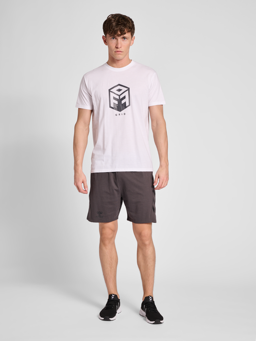 hmlOFFGRID COTTON JERSEY S/S, 9108, model