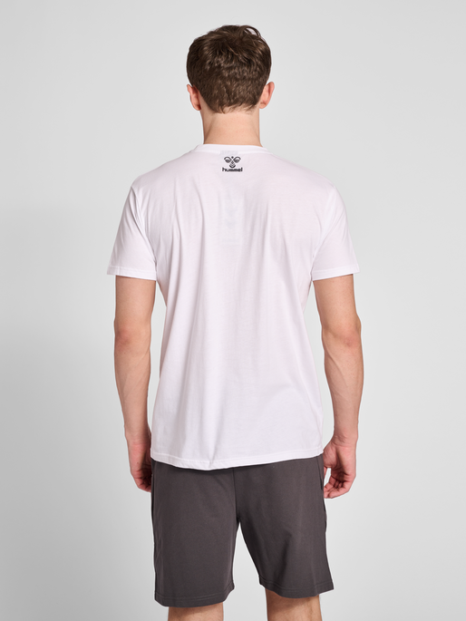 hmlOFFGRID COTTON JERSEY S/S, 9108, model