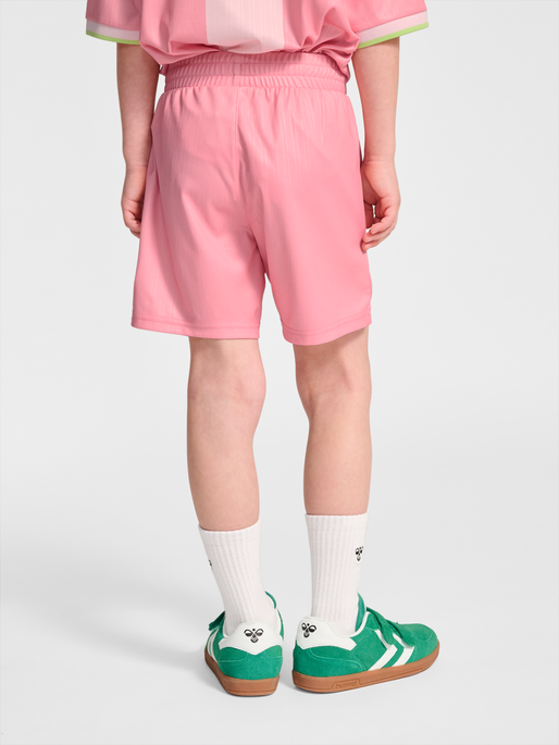 hmlJR BALL SHORTS, PEONY, model