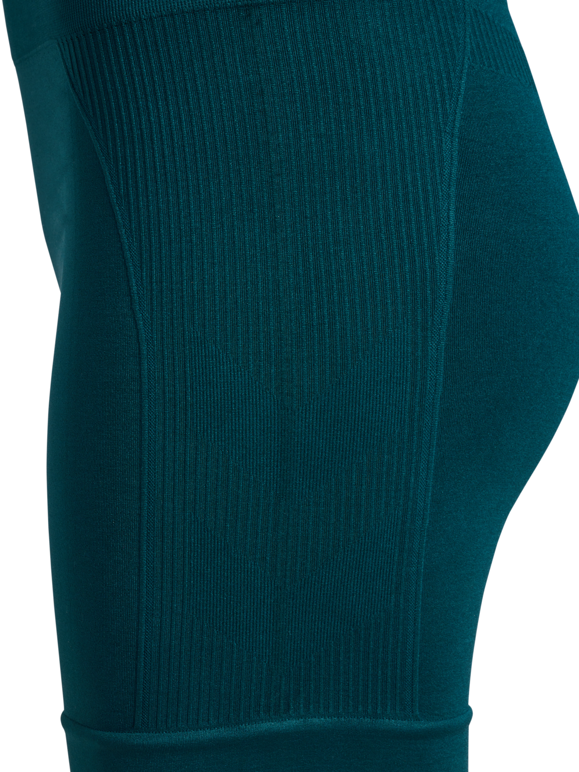 hmlTIF SEAMLESS SHORTS, DARK SEA, packshot