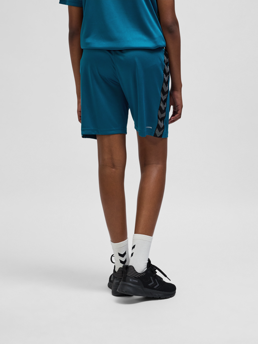 hmlAUTHENTIC PL SHORTS KIDS, BLUE CORAL, model