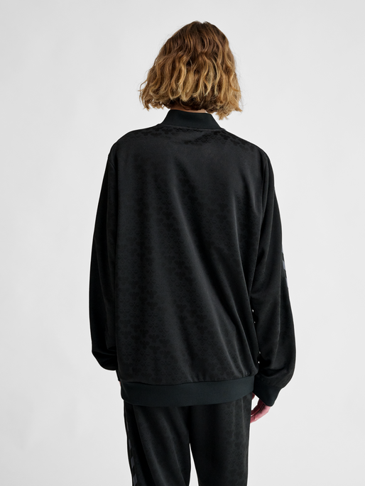 hmlARCHIVE REGULAR POLY JACKET AOP, BLACK/EBONY, model