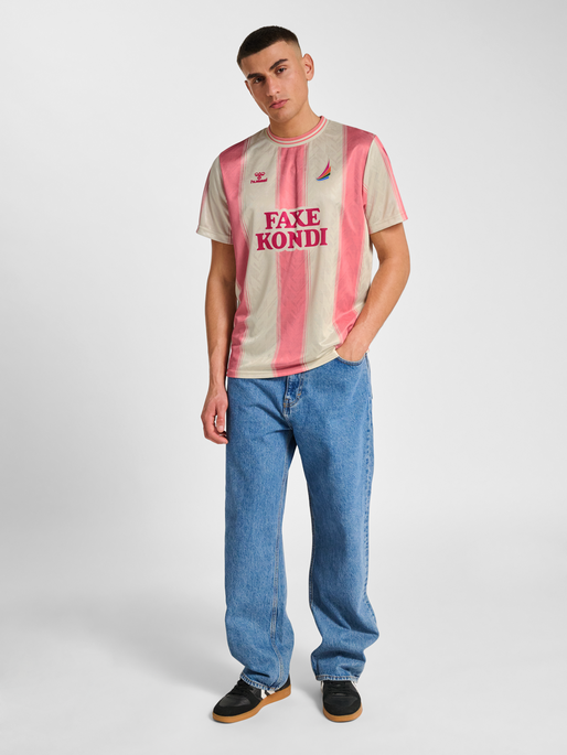 FAXE KONDI PINK JERSEY S/S, CREAM PINK, model