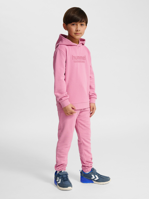 hmlJR BASE HOODIE, POLIGNAC, model