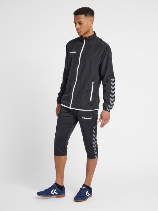 hmlAUTHENTIC 3/4 PANT, BLACK/WHITE, model
