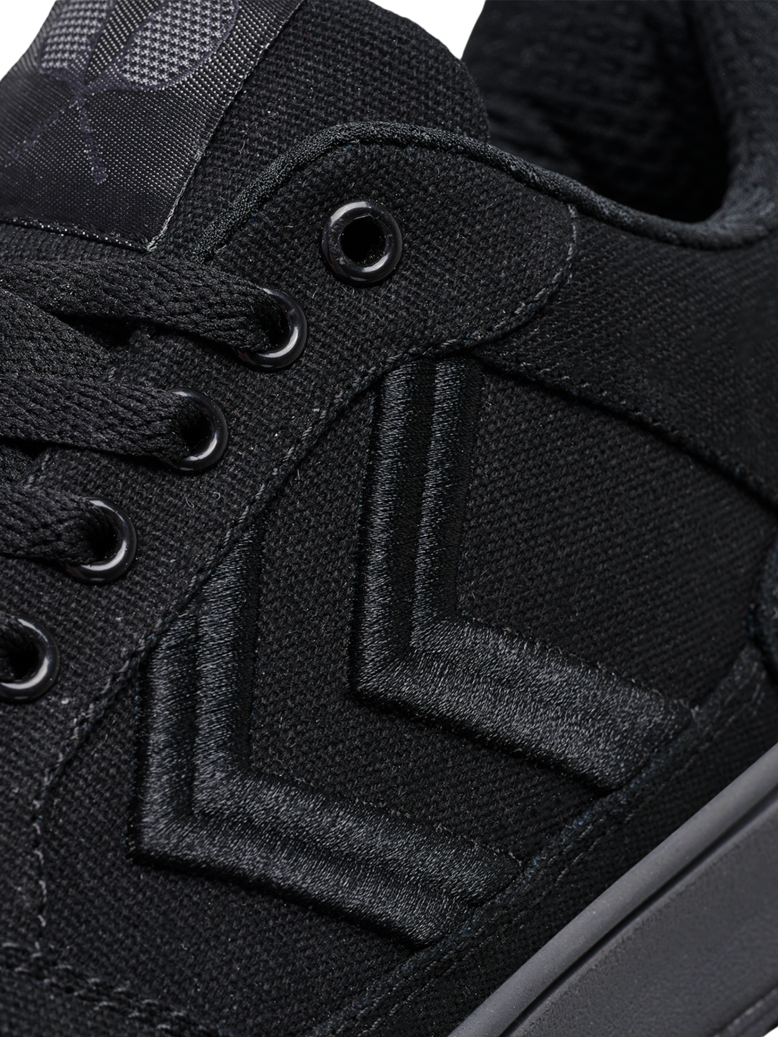 ST. POWER PLAY CANVAS, BLACK/MAGNET, packshot