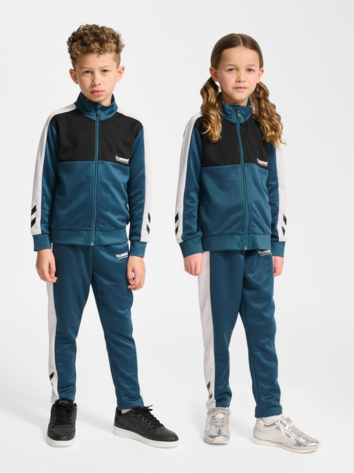 hmlJR COLORBLOCK TRACKSUIT, STARGAZER, model