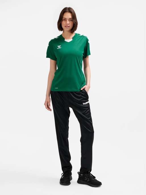 hmlCORE XK POLY JERSEY S/S WOMAN, EVERGREEN, model
