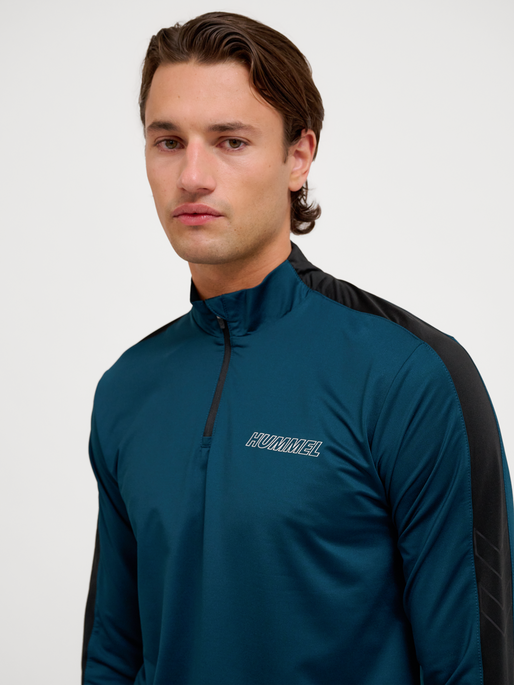 hmlTE STRENGTH PL HALF ZIP, REFLECTING POND, model