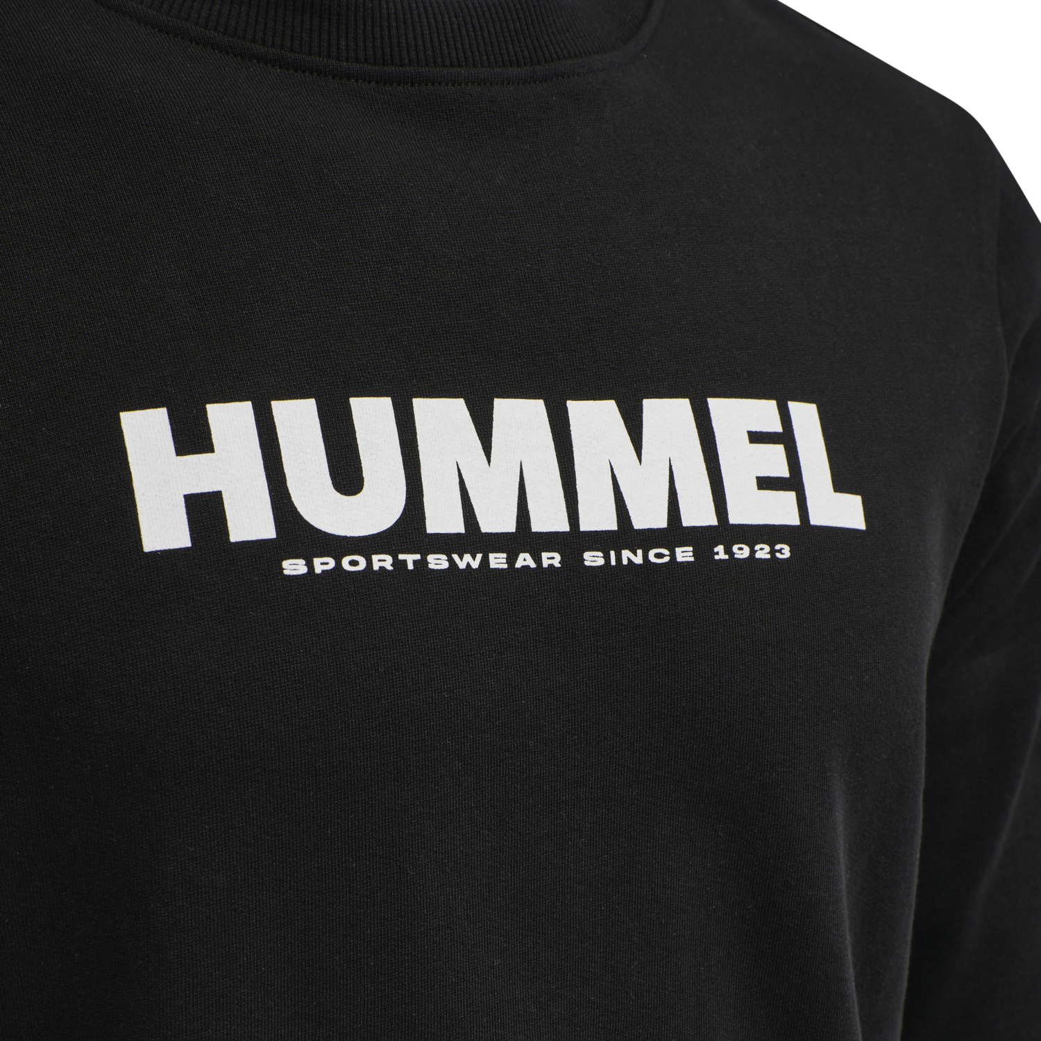 hmlLEGACY SWEATSHIRT PLUS, BLACK, packshot