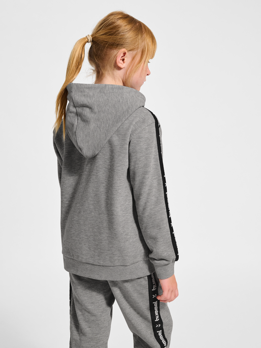 hmlJR DANCE HOODIE, GREY MELANGE, model