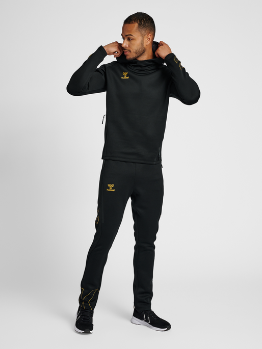 hmlCIMA XK HOODIE, BLACK, model