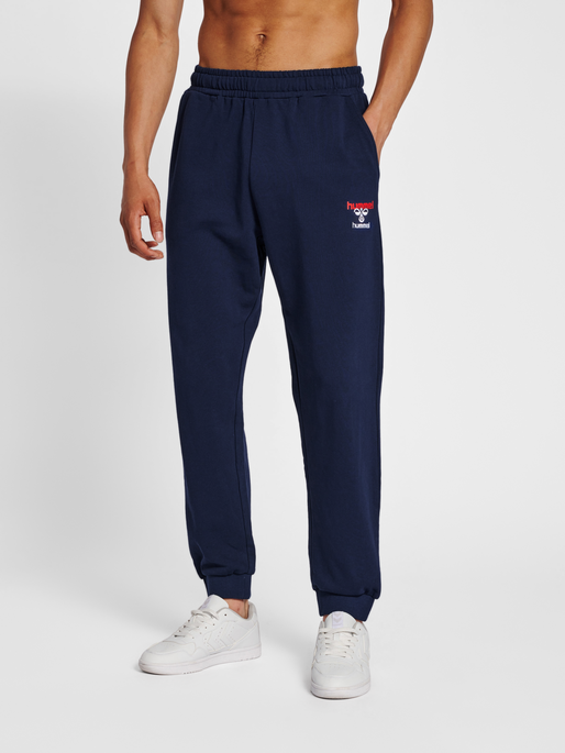 hmlIC DAYTON REGULAR PANTS, PEACOAT, model