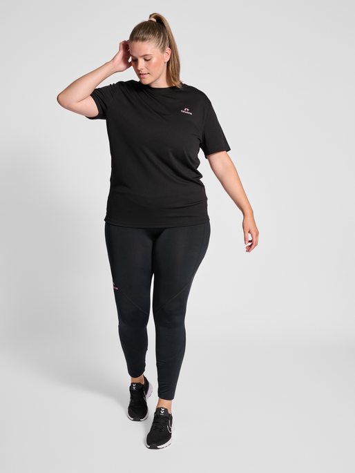 nwlSB S/S RUNNING TEE, BLACK, model