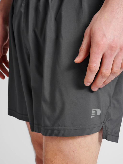 MEN RUNNING SHORTS, 2162, model