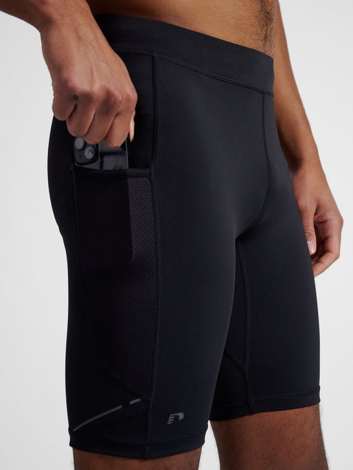 nwlRACE NW POCKET SHORT TIGHTS, BLACK, model