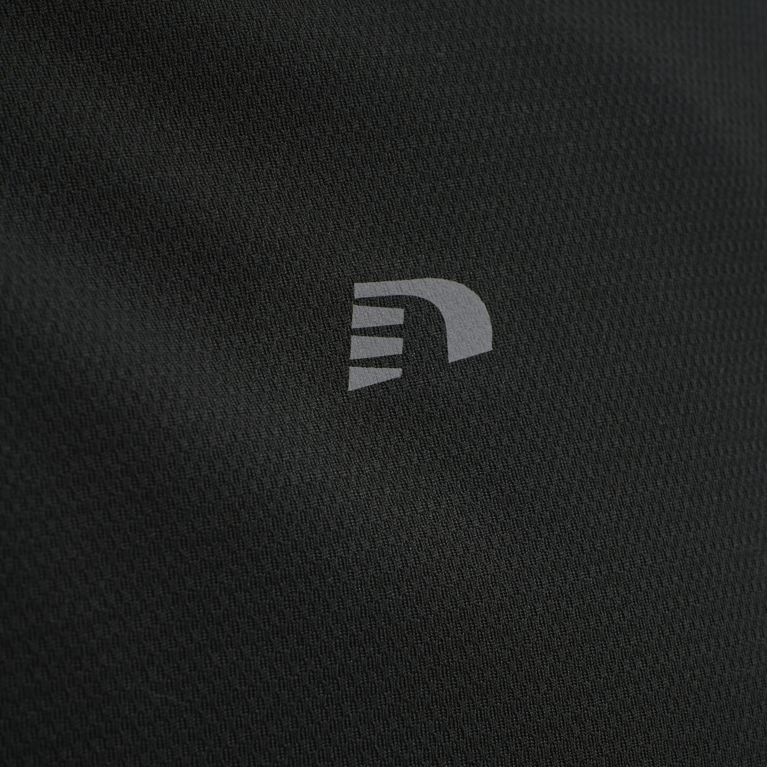 MEN CORE RUNNING T-SHIRT L/S, BLACK, packshot