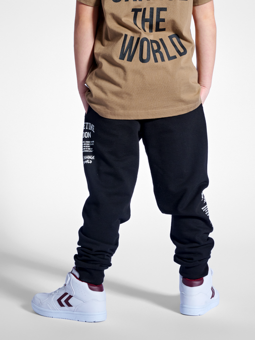 stmPASADENA PANTS, 2001, model