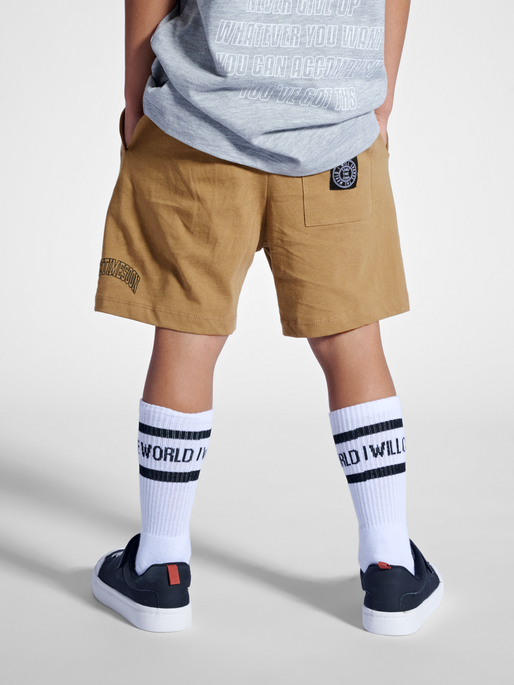 stmOCEAN SHORTS, 8075, model